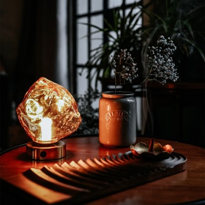 Lampada da tavolo... 2