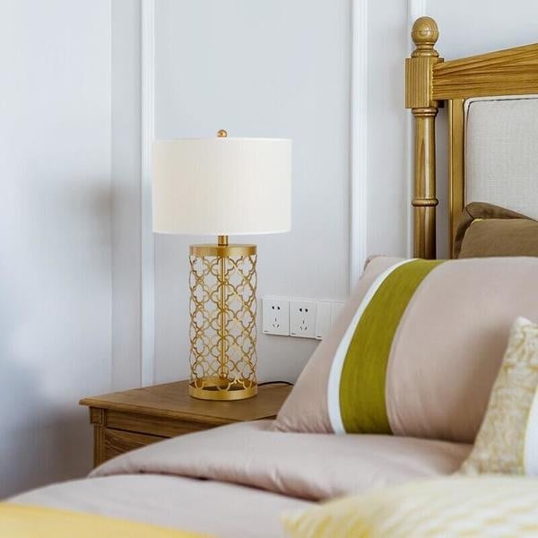 Openwork metal table lamp