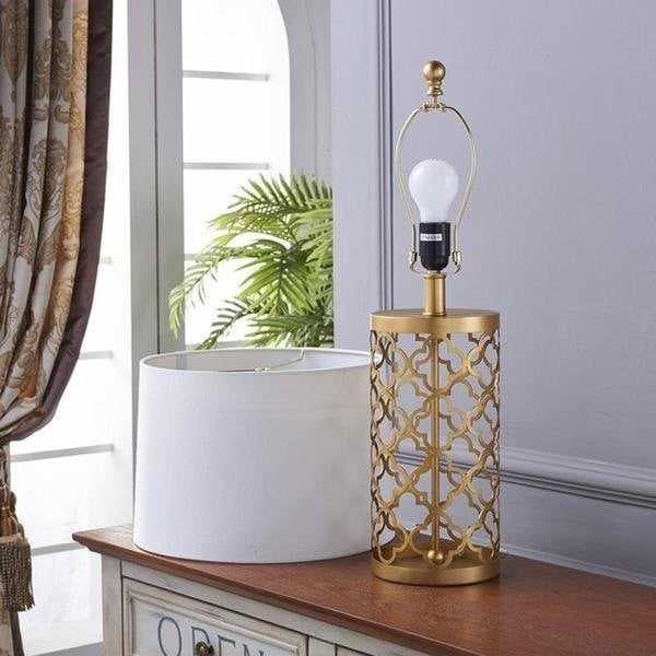 Openwork metal table lamp