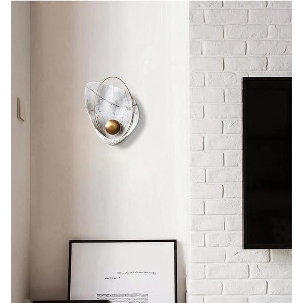 Pearl wall lamp