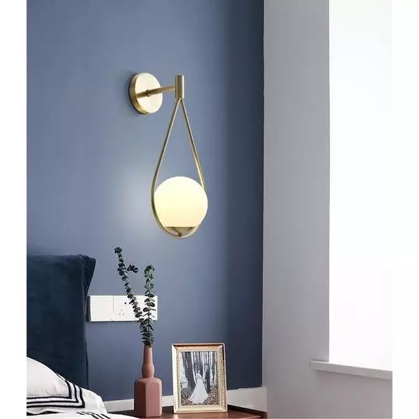 Lámpara de pared de tocador de latón