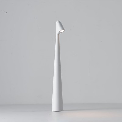 Lampada da tavolo portatile...