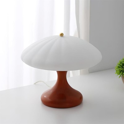 Lampada da tavolo curva a...
