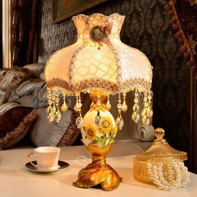 Lampada da tavolo di lusso...