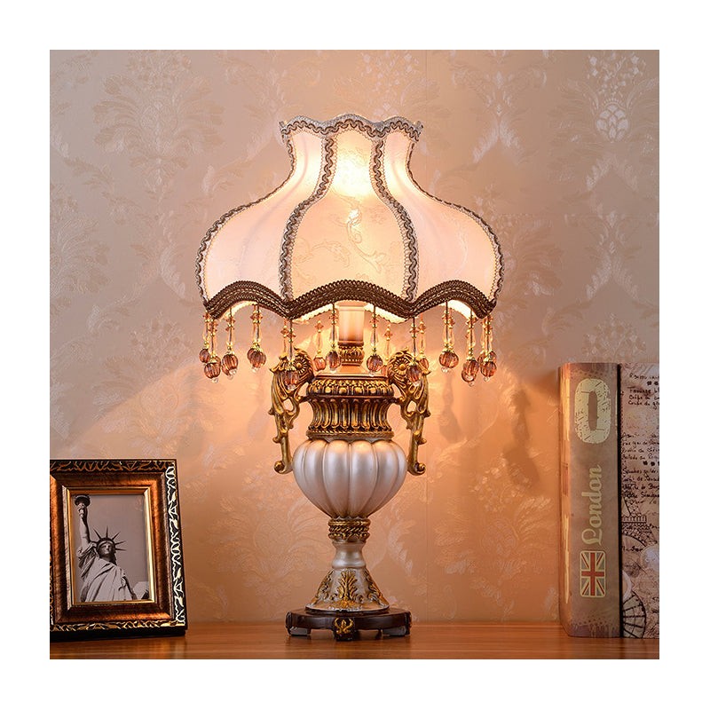 Lampada da tavolo in tessuto retrò K718