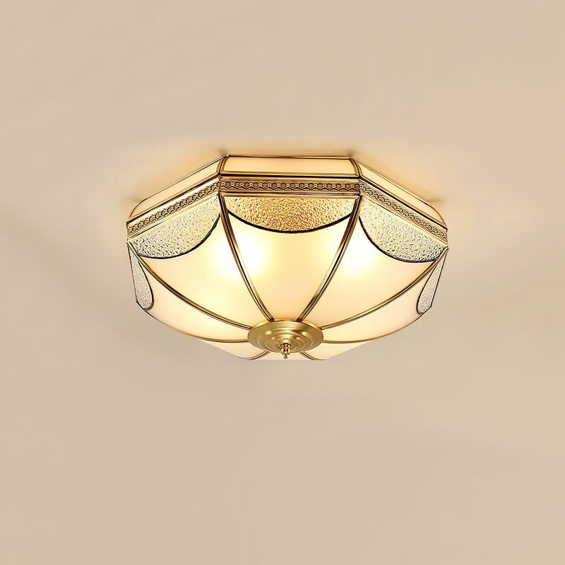 Plafondlamp in de vorm van een koepel...
