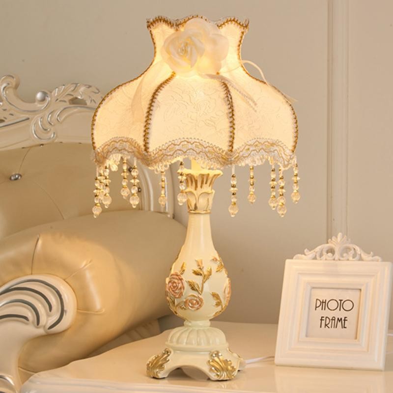 Lampe de table classique européenne...