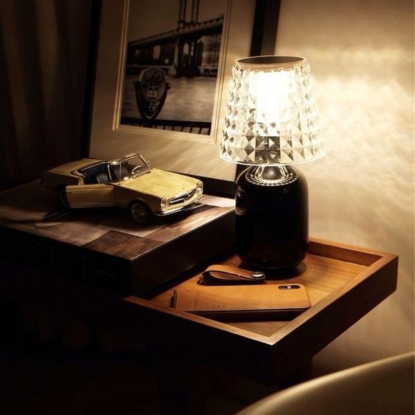 Lámpara de mesa Valentina