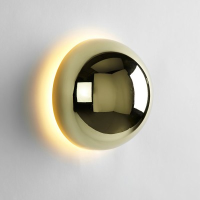 Ronde metalen wandlamp K1079