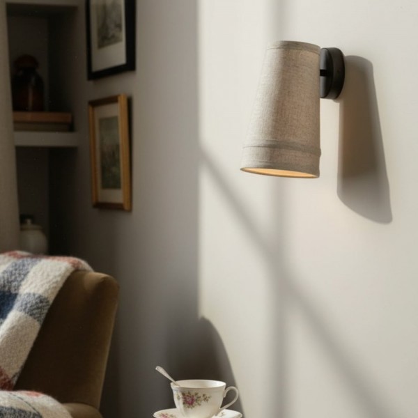 Zalen Textured Linen Bronze Wall Light - Soft Retro Wall Sconce for Reading Nook K1680