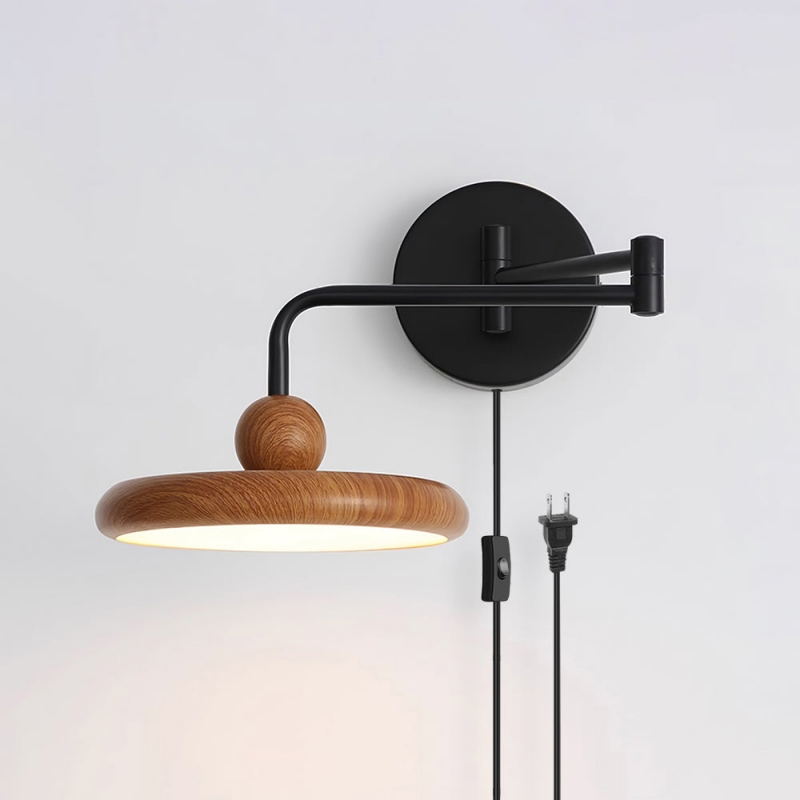 Karlin Plug In Wall Lamp D21