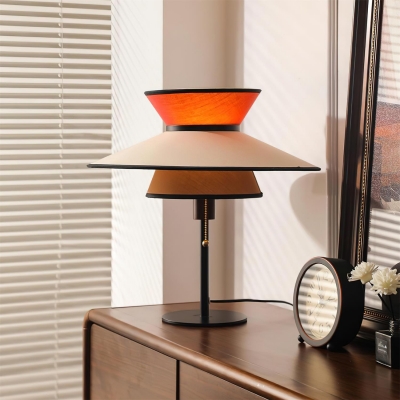 Lampada da tavolo Lunetra D198 2