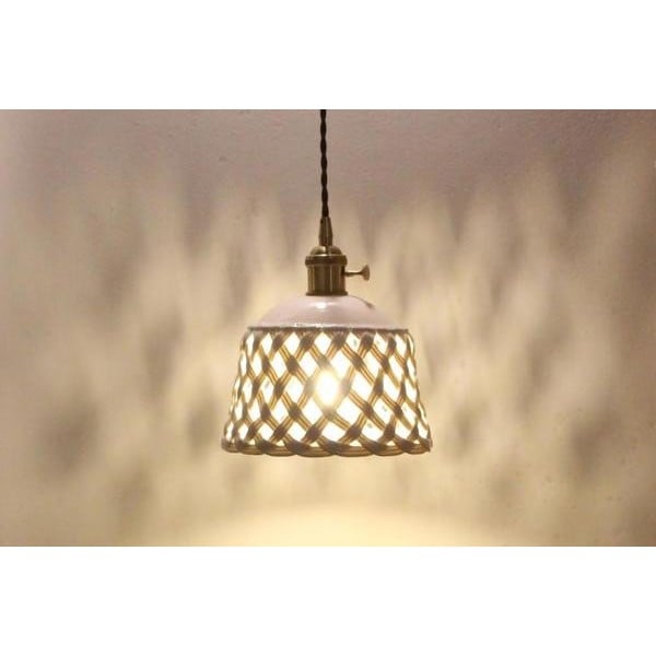 Openwork ceramic lamp