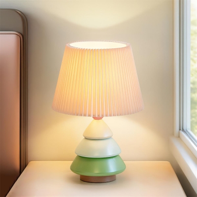 Luma Globe Table Lamp D210 2