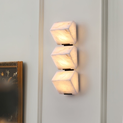 Vägglampa i alabastertrappa... 2