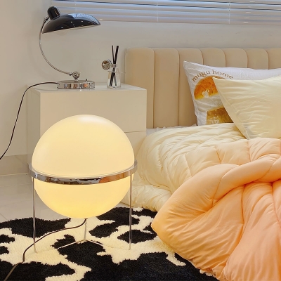 Lampada da tavolo... 2