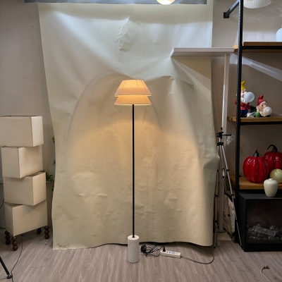 Kobi vloerlamp D704 2