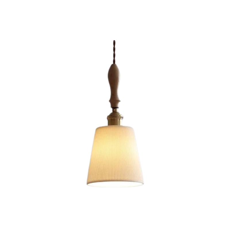 The Charming Chandelier Vintage D862