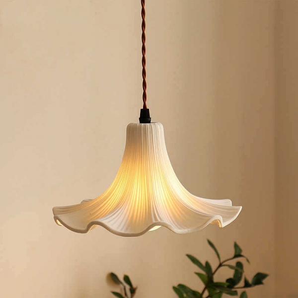 Petalis Charm French Petal Ceramic Pendant Light D953