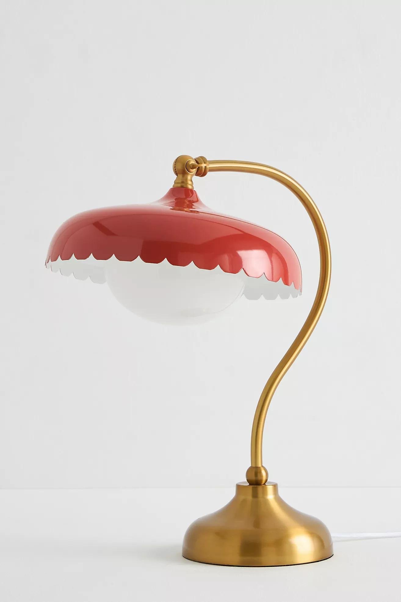 Rayla Scallop Metal Glass Task Lamp – Elegant Retro Table Lamp for Study K1425