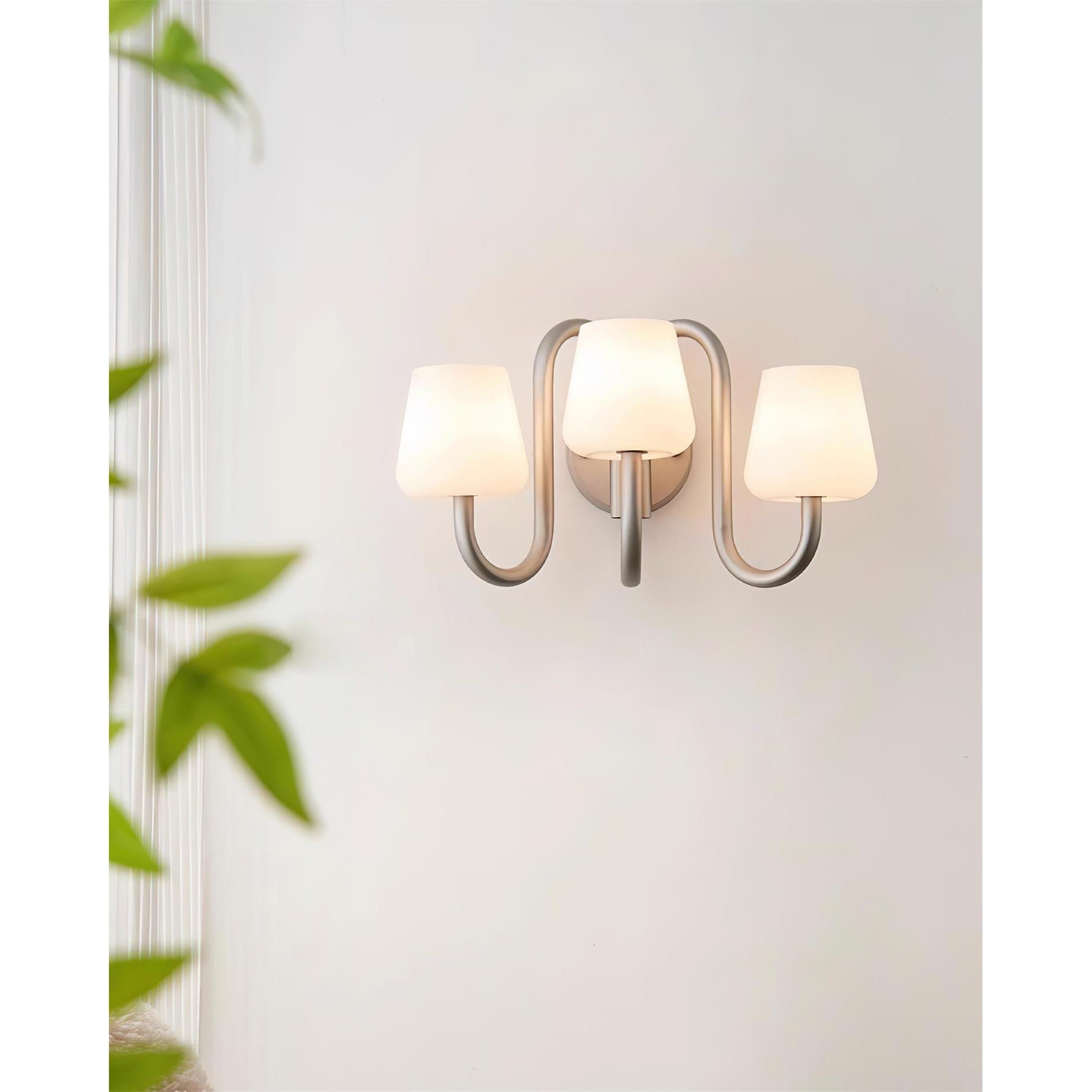 Apollo Wall Lamp D672