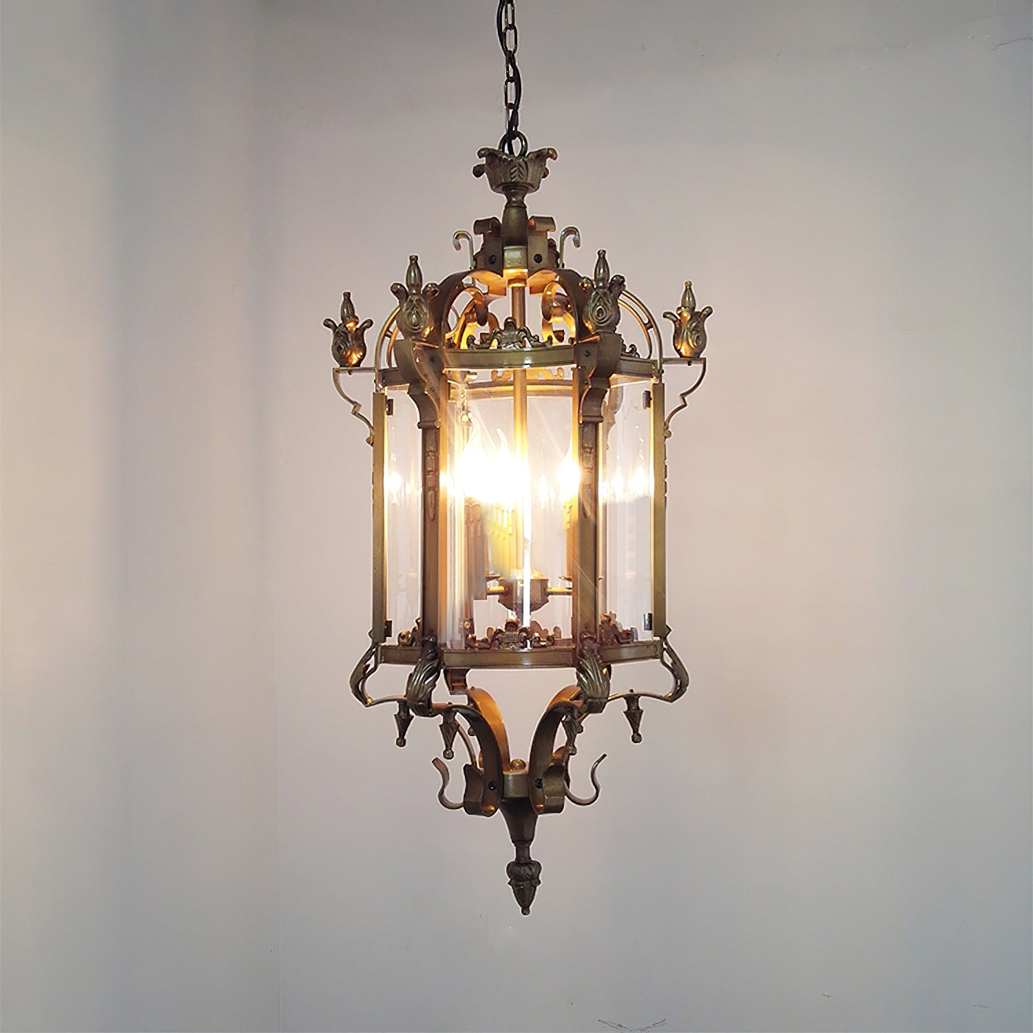 Metropolitan Lantern Chandelier D483