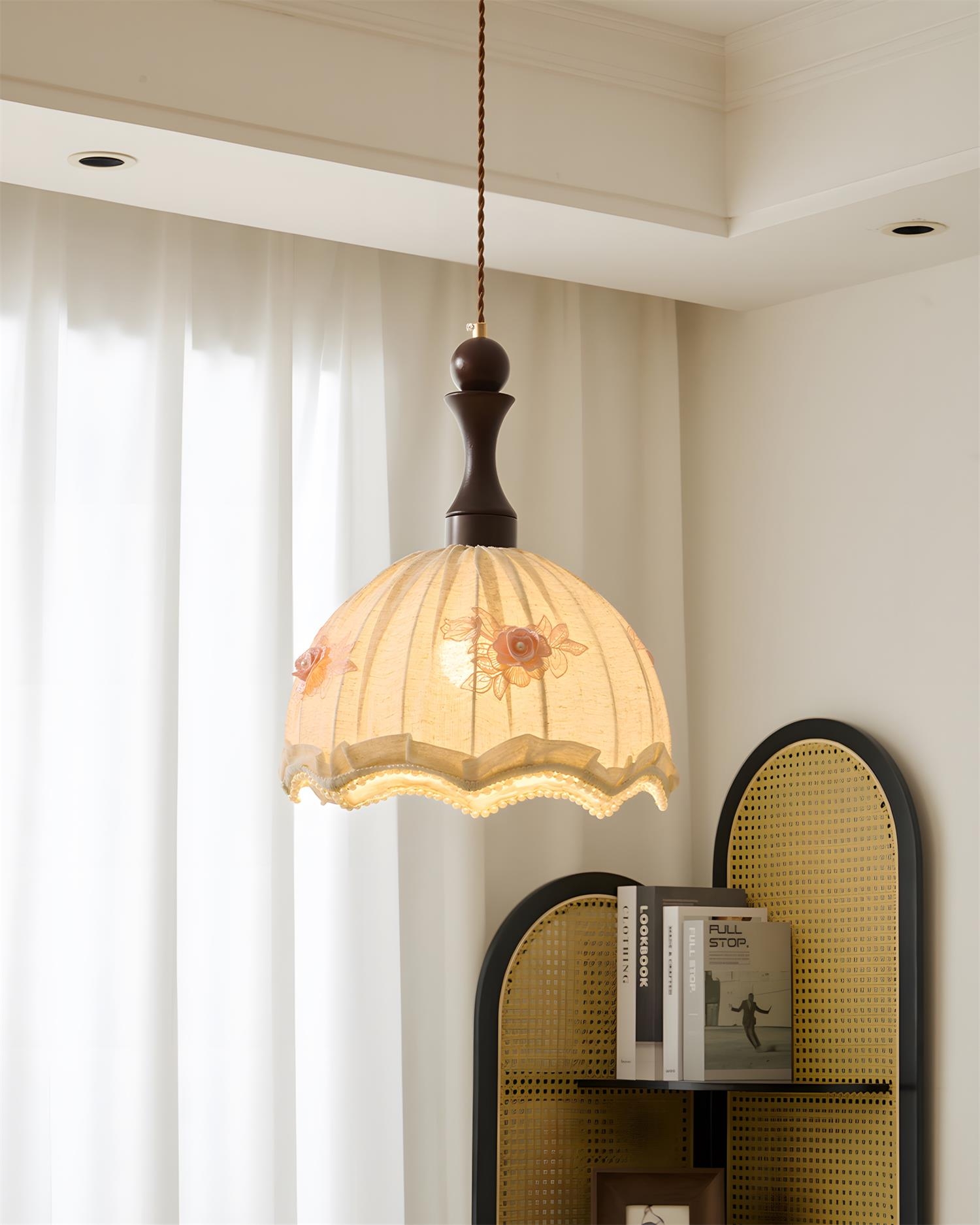 Camélia Pendant Lamp D337