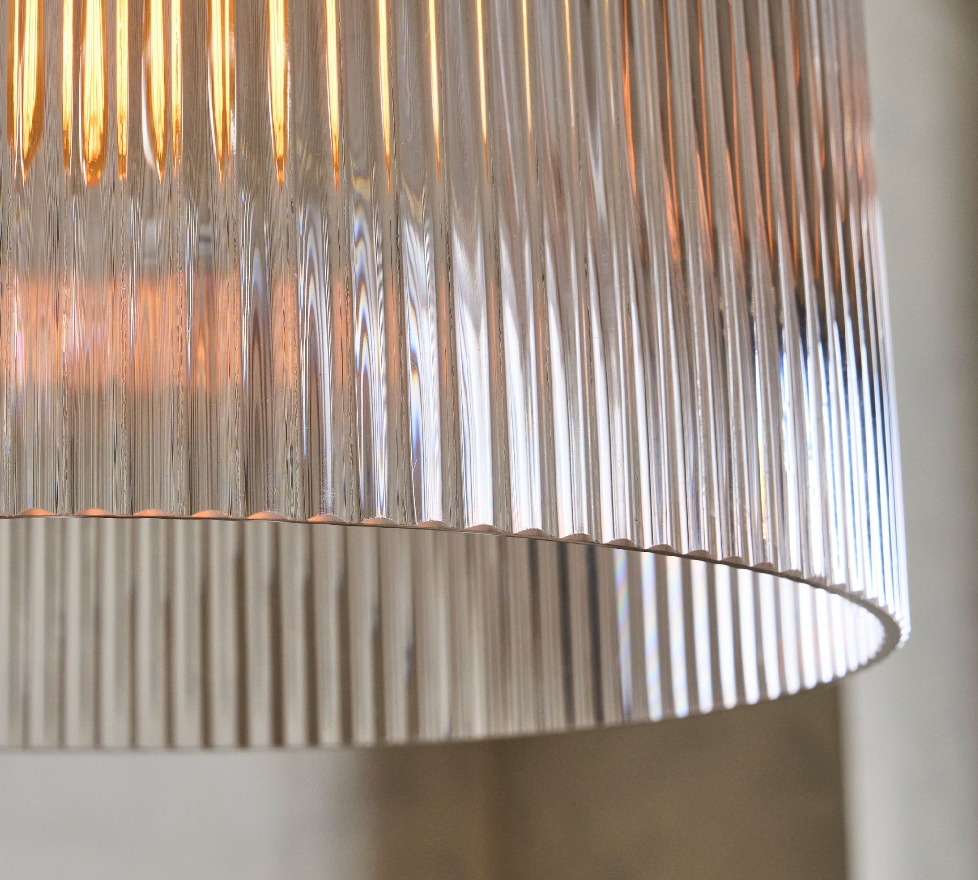 Bravira Textured Glass Pendant Light - Minimalist Modern Lamp for Kitchen Island K1325