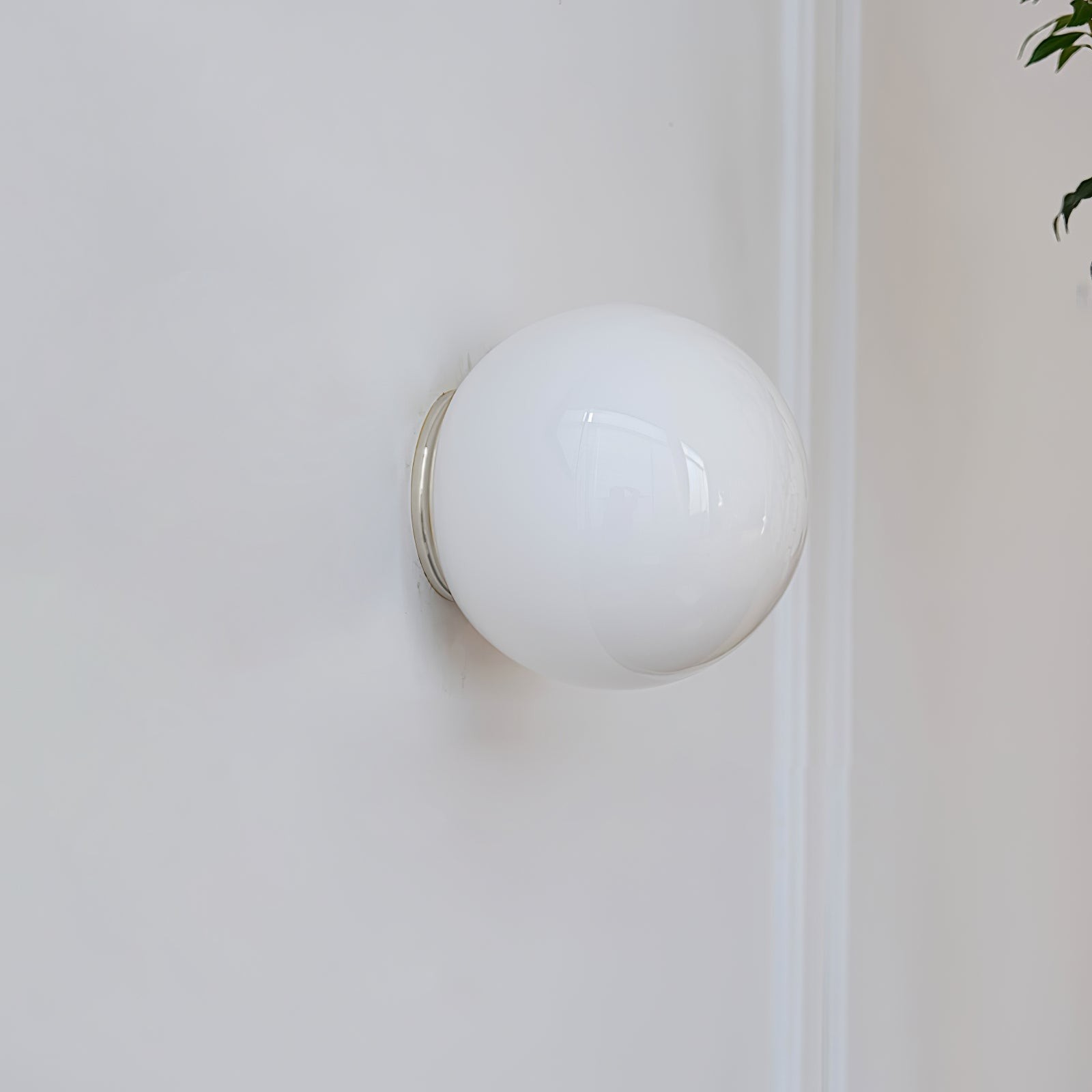 Minimalist Bauhaus Orb Style Wall Lamp K407