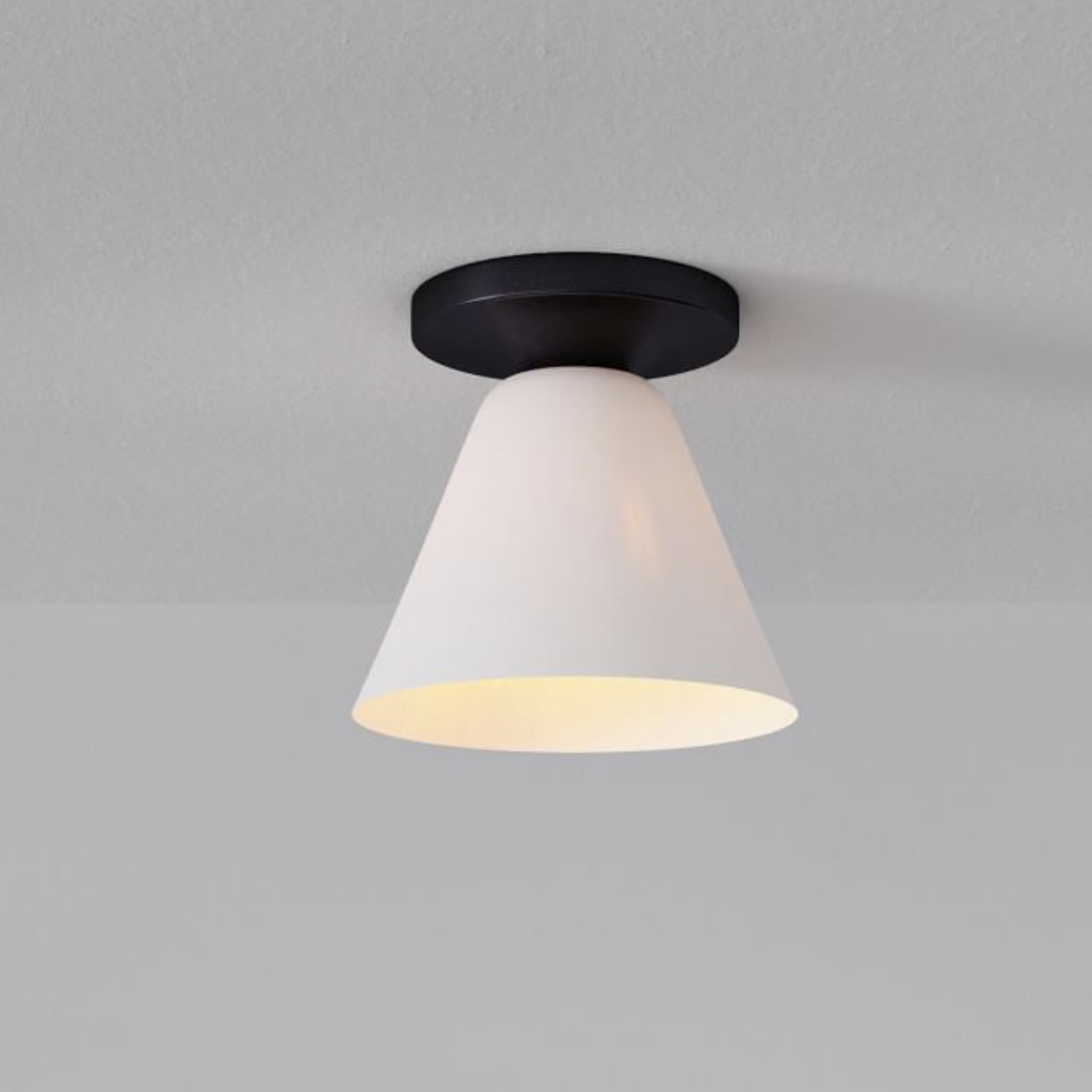 Conica Cone Flush Mount – Glass Ceiling Light for Modern Spaces K1396