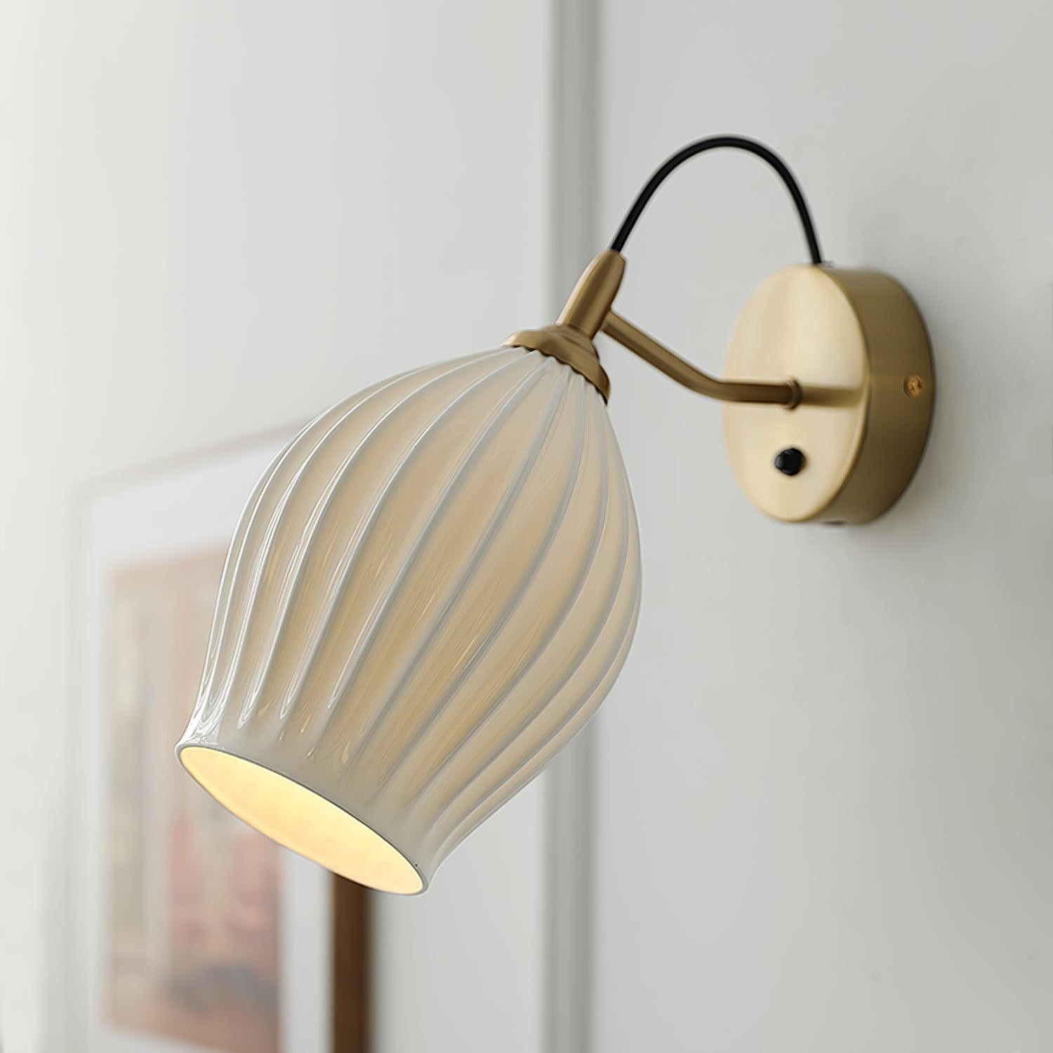 Cream Style Ceramic Ribbed Wall lamp K313
