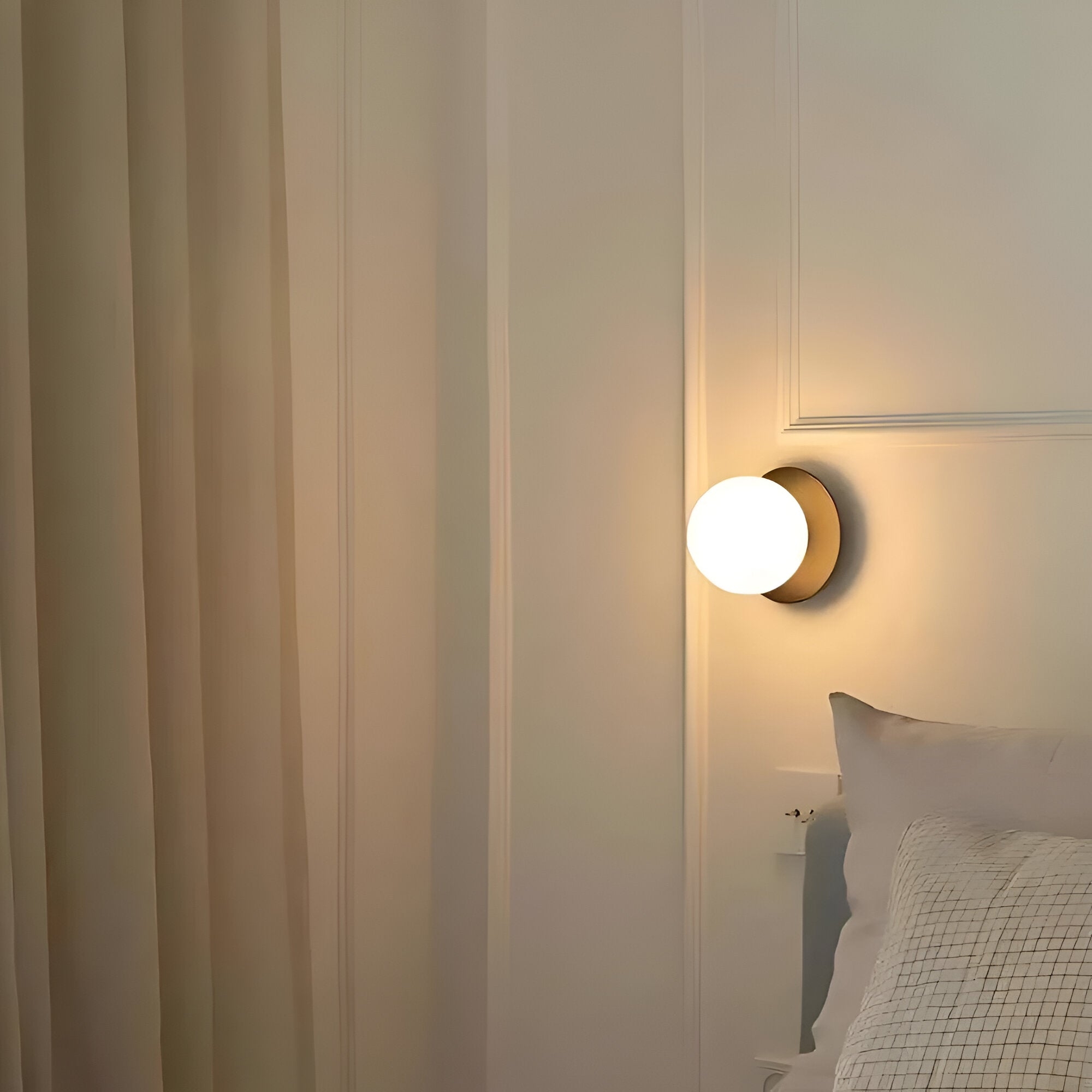Brilliant Dawn Modern Glass Wall Lamp D800