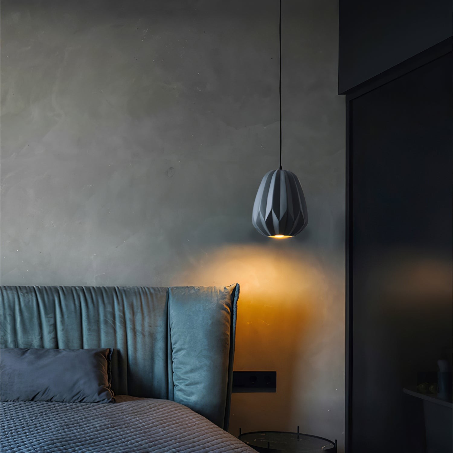 Papaya Resin Pendant Lamp K1064