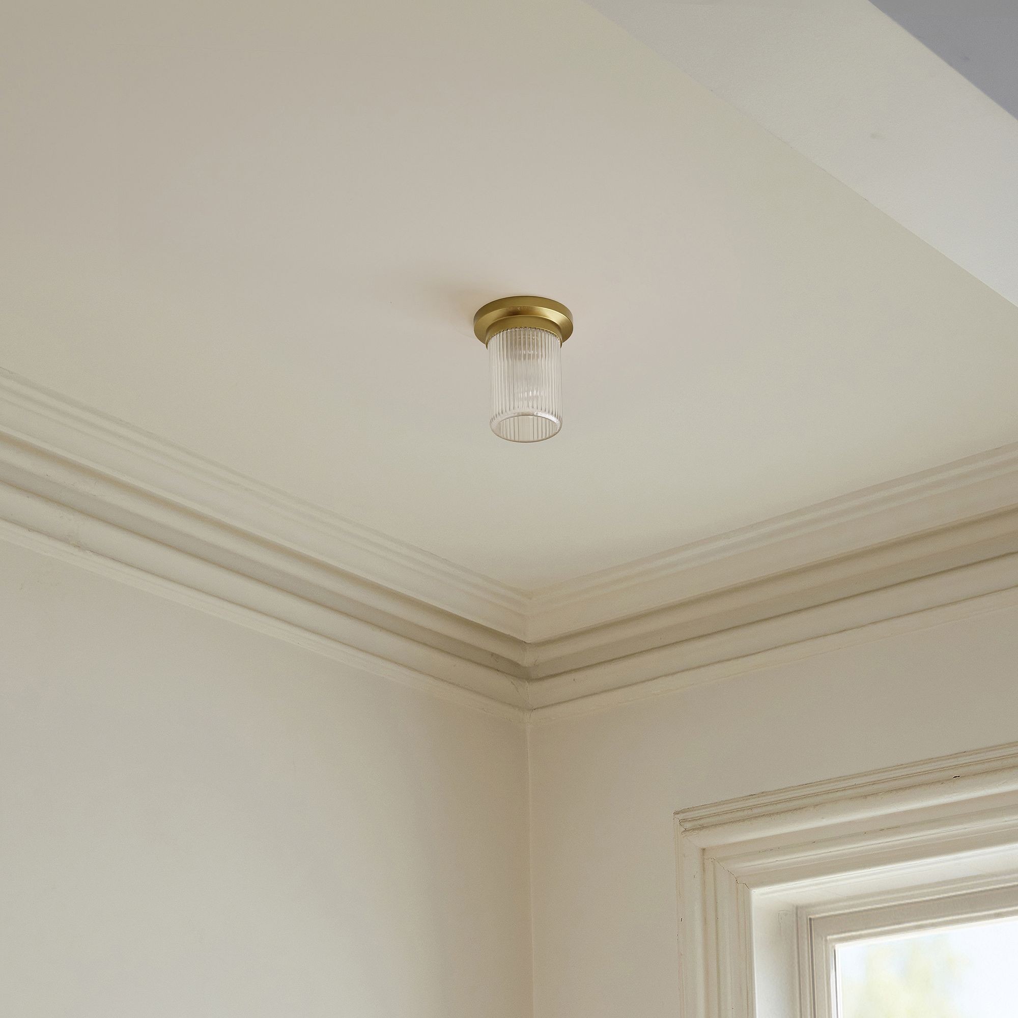 Rivora Fluted Glass Flush Mount – Ribbed Durable Ceiling Light K1336