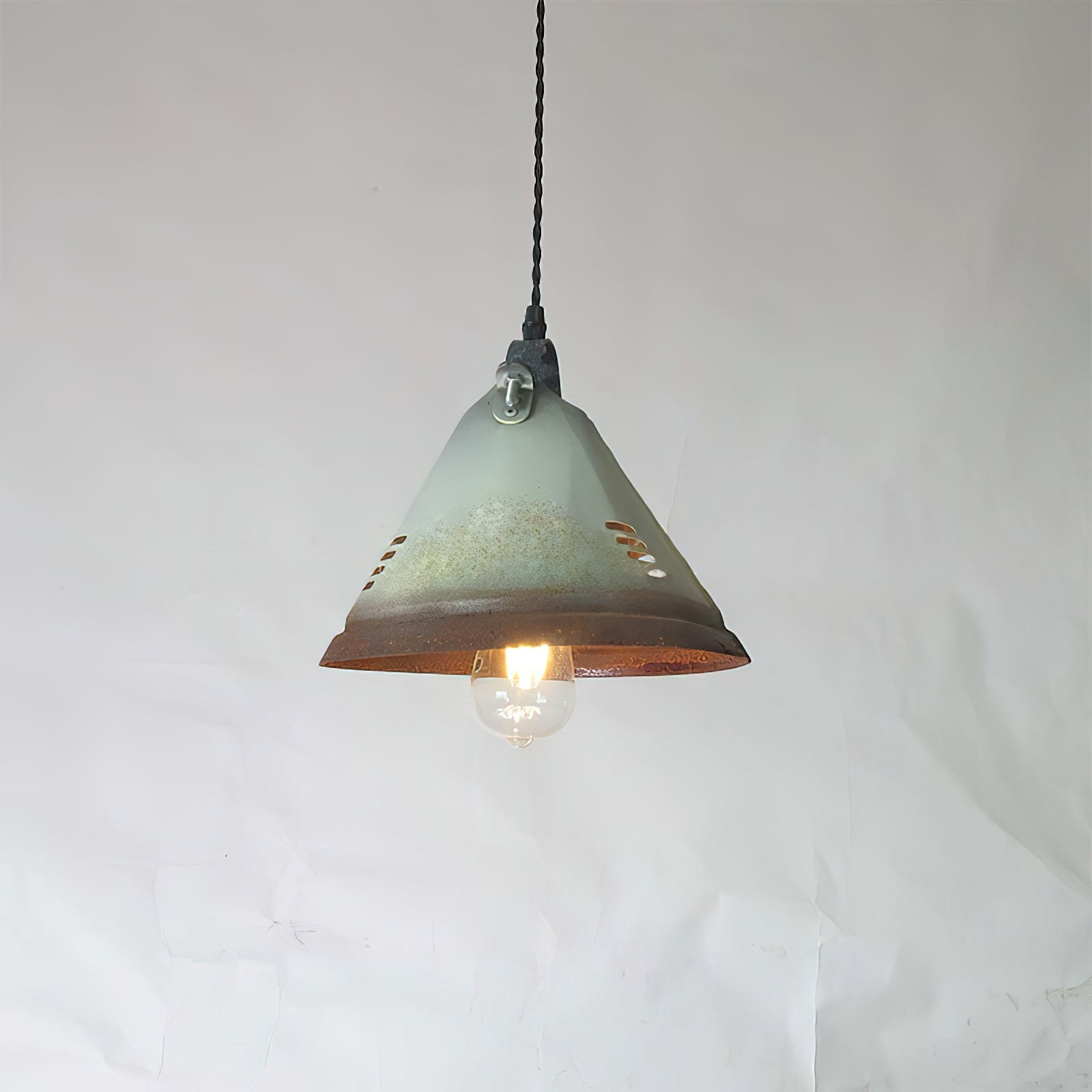 Stella Pendant Light D474