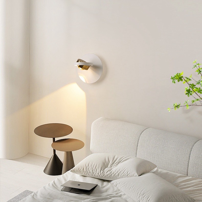 Modern Metal Rotatable Bedside LED Wall Lamp K183
