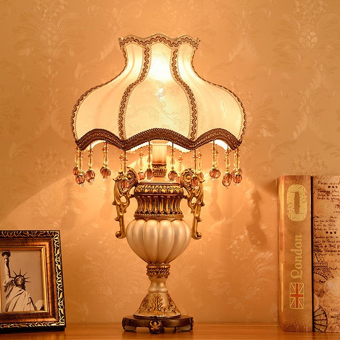 Retro Vase Fabric Table Lamp K718