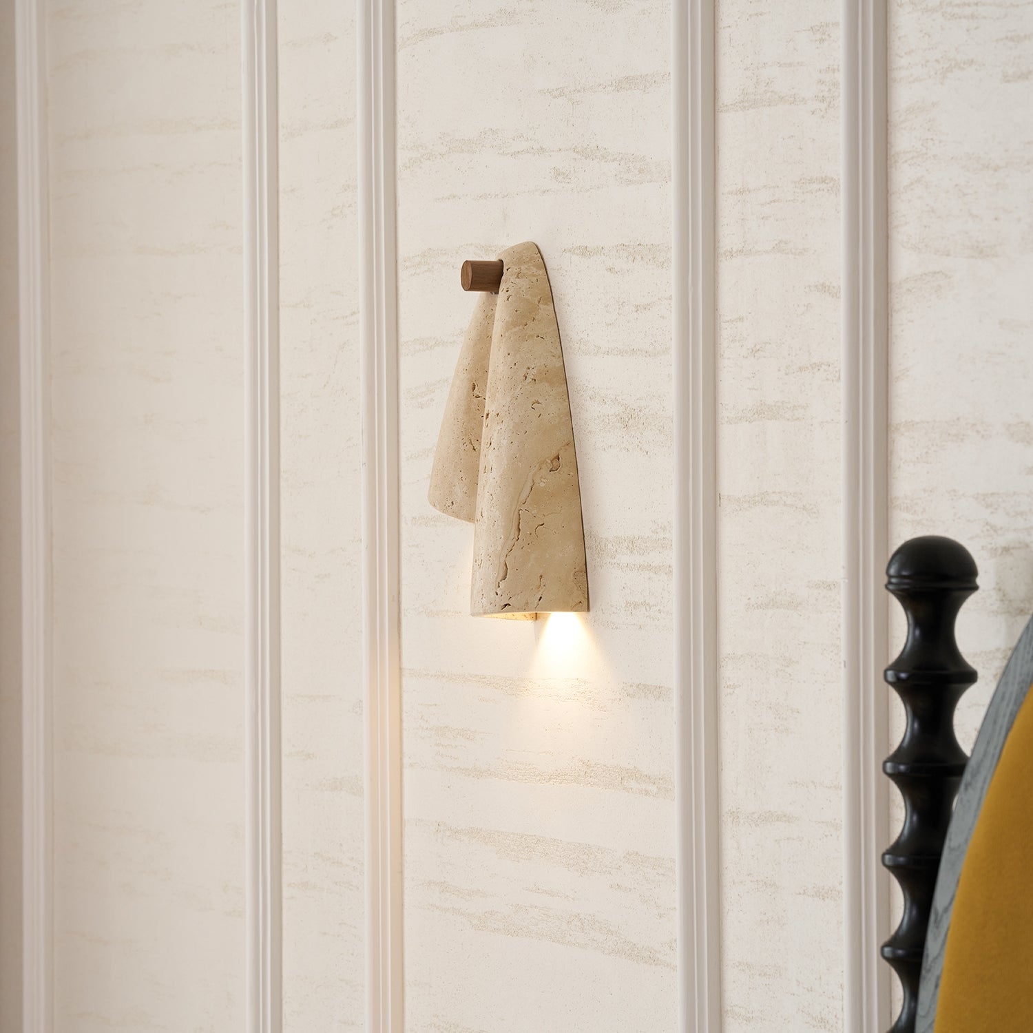 Pearlmont Travertine Wall Lamp D764
