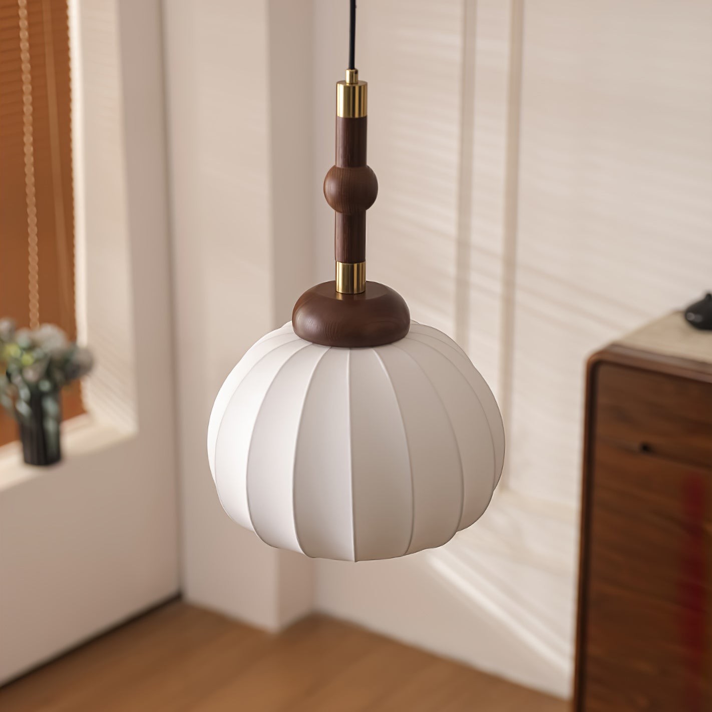 Silk Globe Pendant Lamp K664