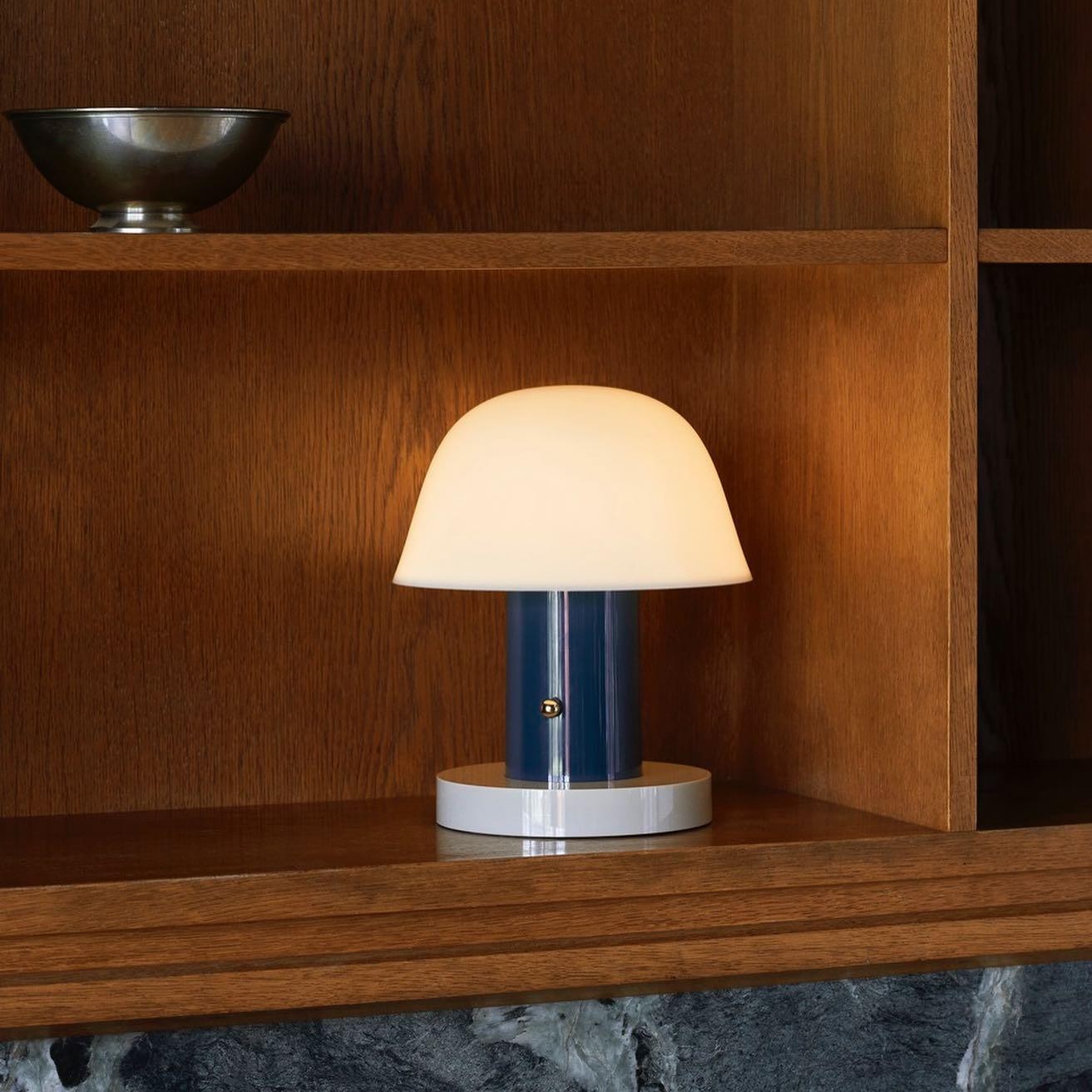 Minimalist Mushroom Cordless Table Lamp K533