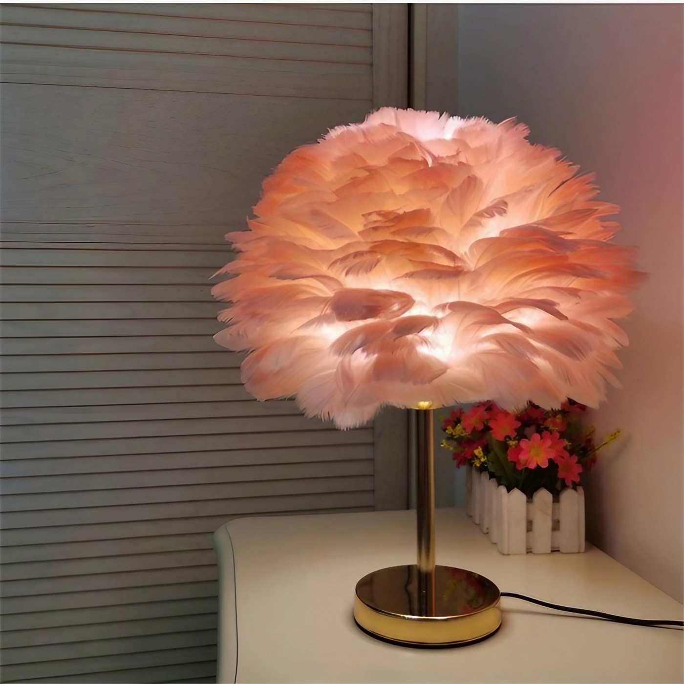 Nordic Style Feather Table Lamp K208