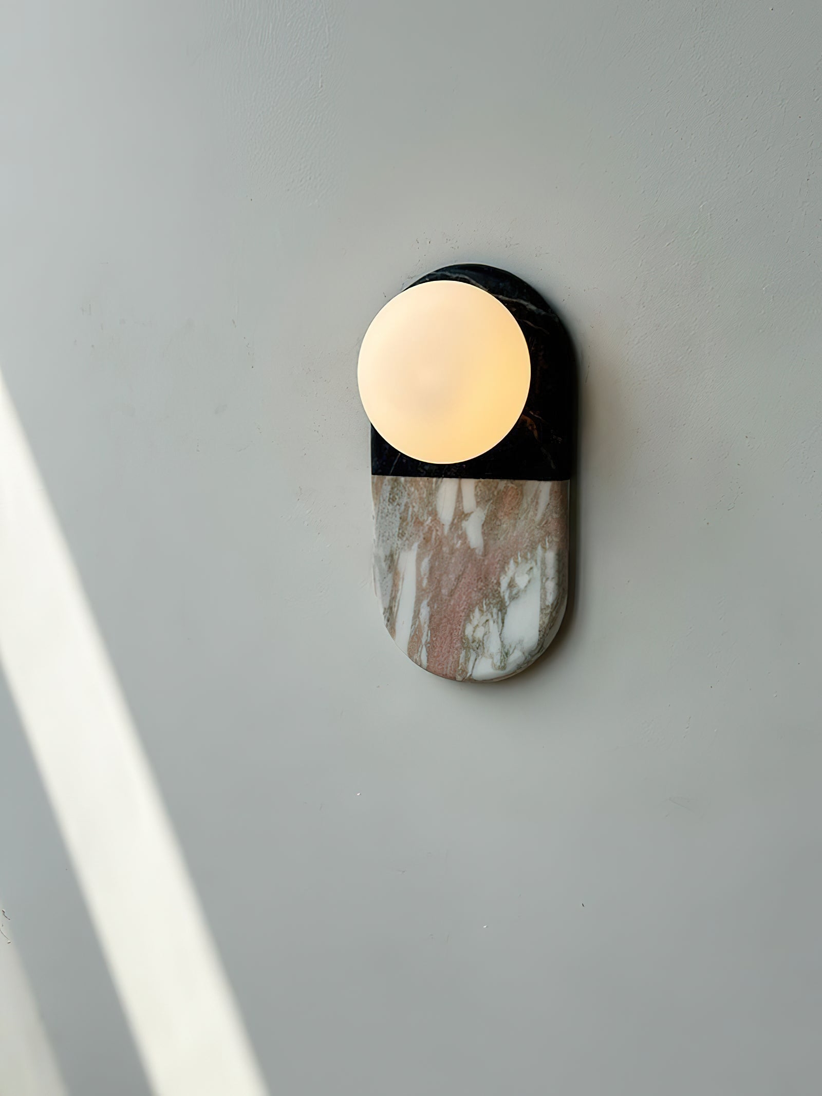 Pfaffikon Marble Sconce D564