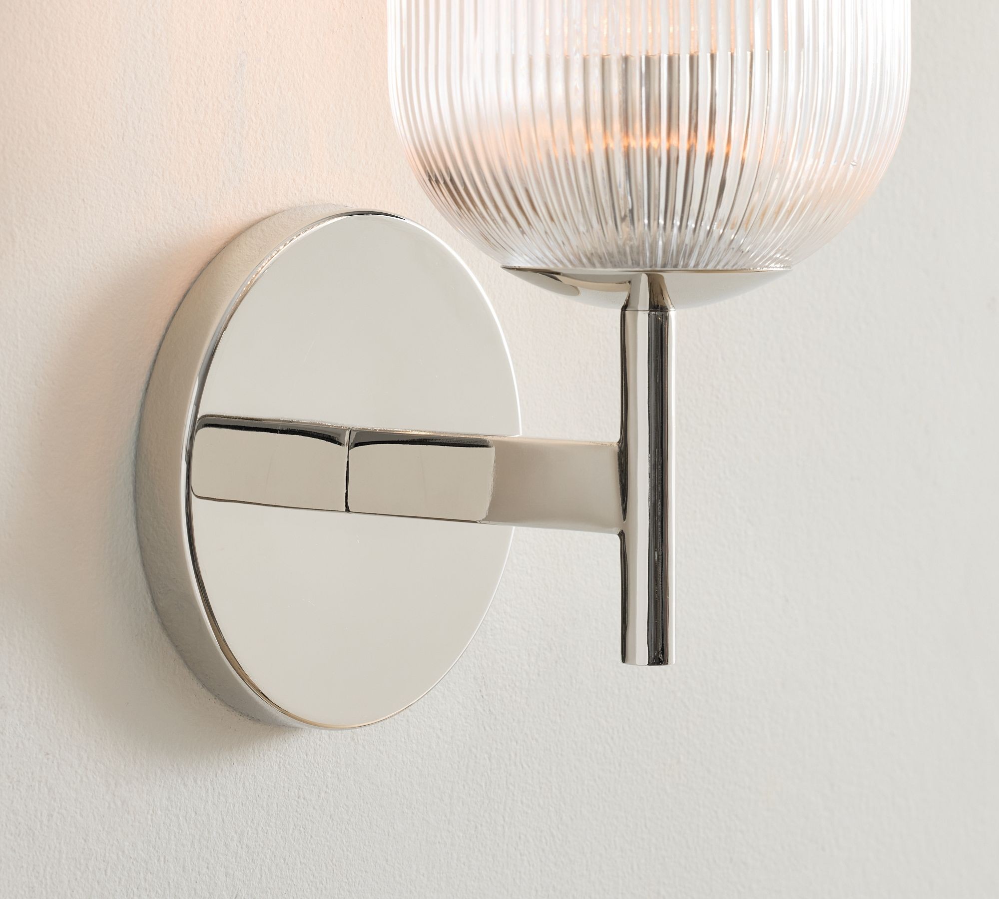 Bravira Ribbed Glass Wall Sconce - Wall Light for Living Room and Hallway K1326