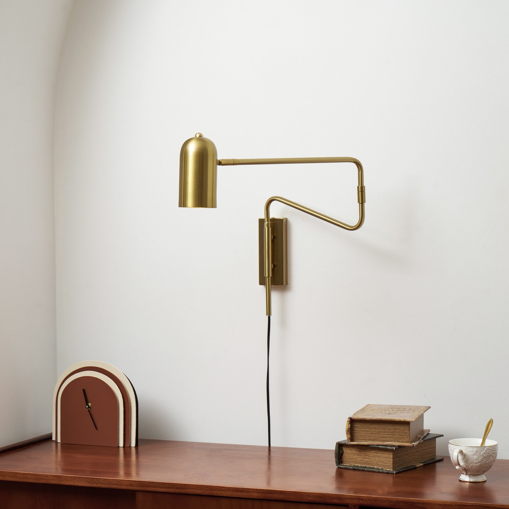 Adjustable Arm Plug In Wall Lamp D371