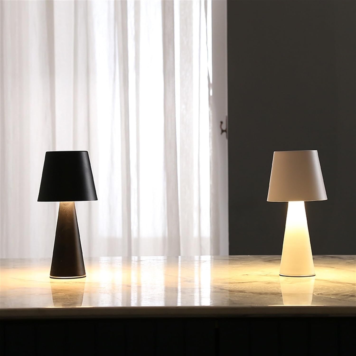 Metallic Modern Dimmable Table Lamp K77