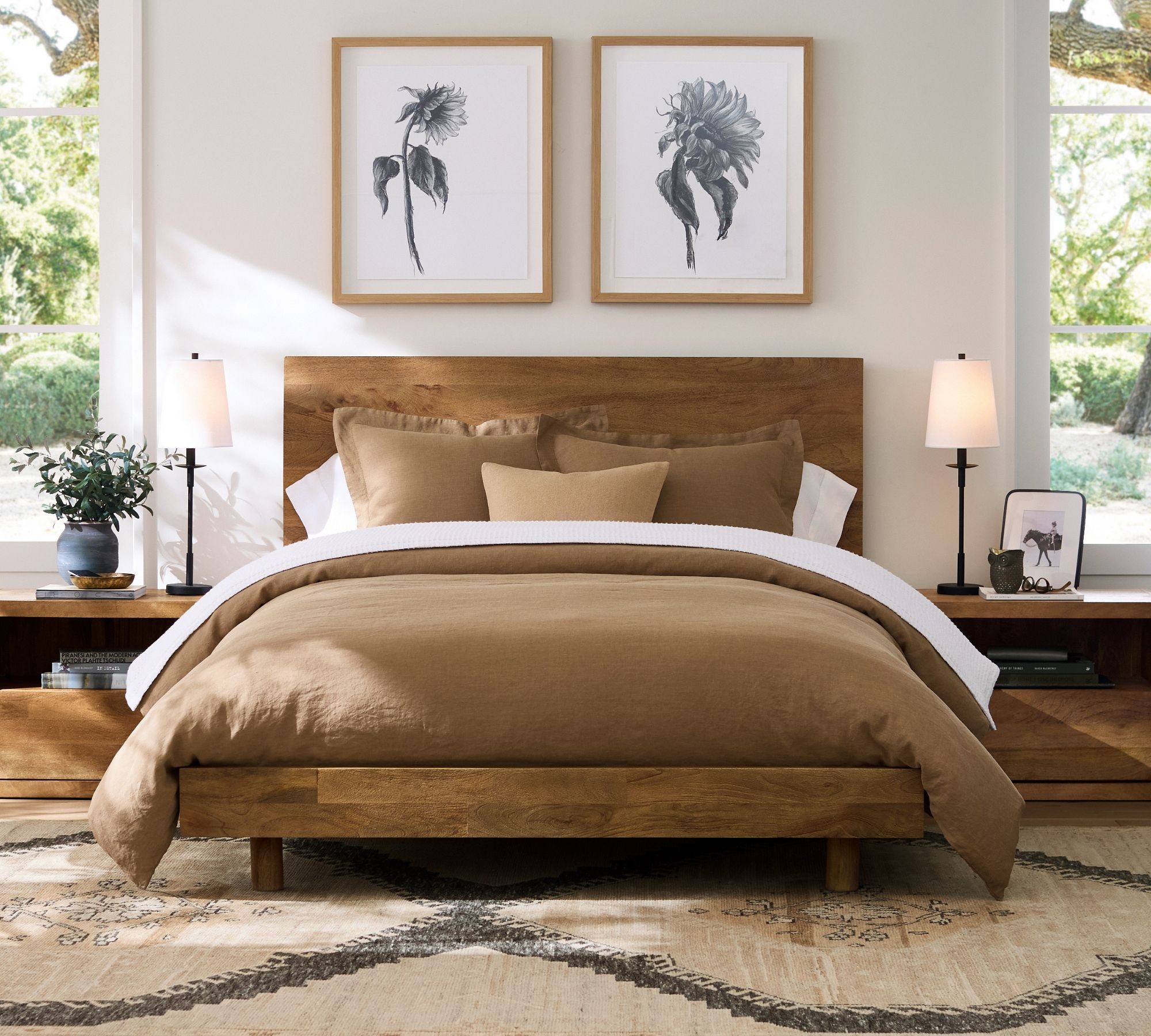 Rowan Contemporary Iron Table Lamp – Minimalist Bedside Lamp for Bedroom & Lounge K1350