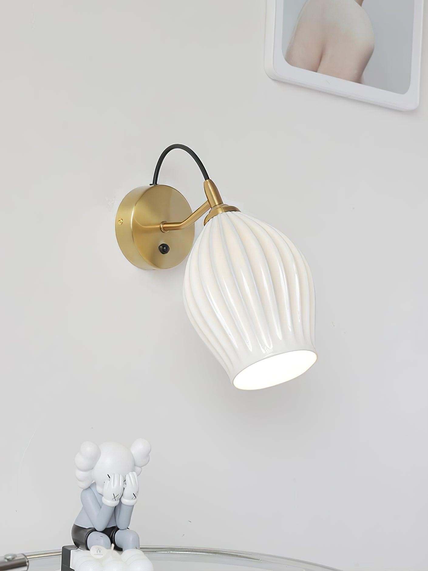 Cream Style Ceramic Ribbed Wall lamp K313