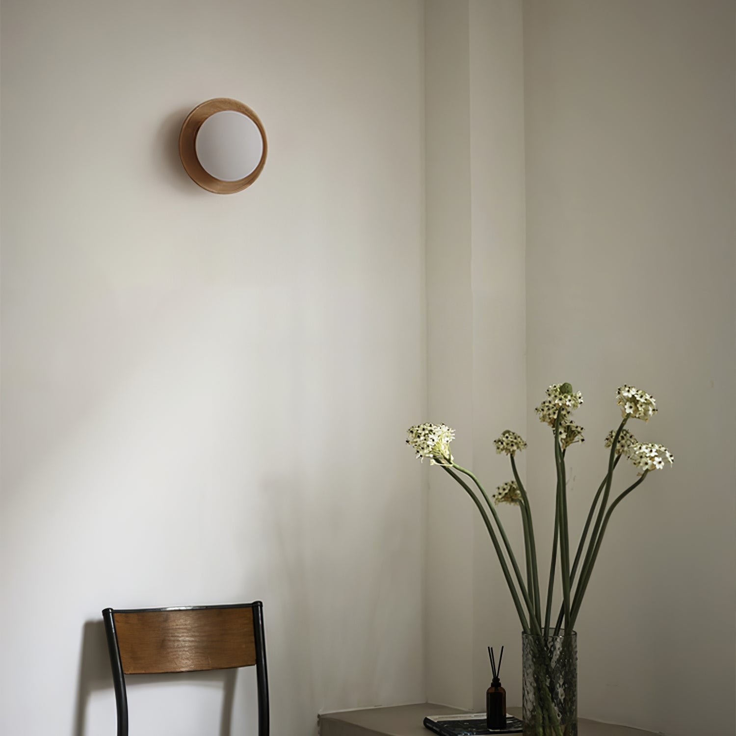 Tablet Wall Lamp K1087
