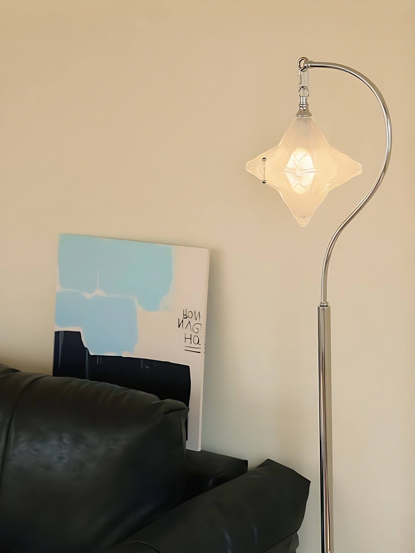 Art Deco Star Floor Lamp - Modern Standing Lamp for Living Spaces - Astris Orion K1576