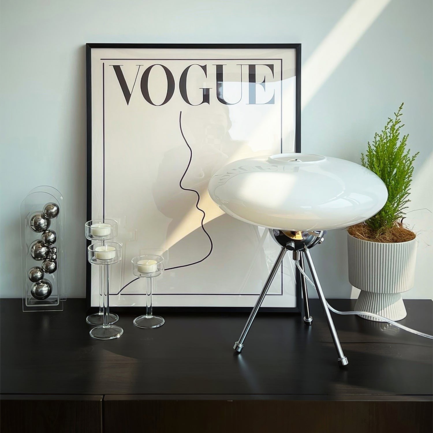 Glass UFO Table Lamp K1028
